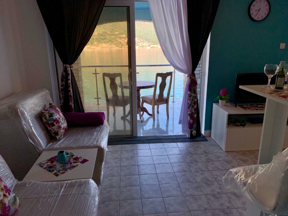Apartmani Maxim Kotor Bagian luar foto
